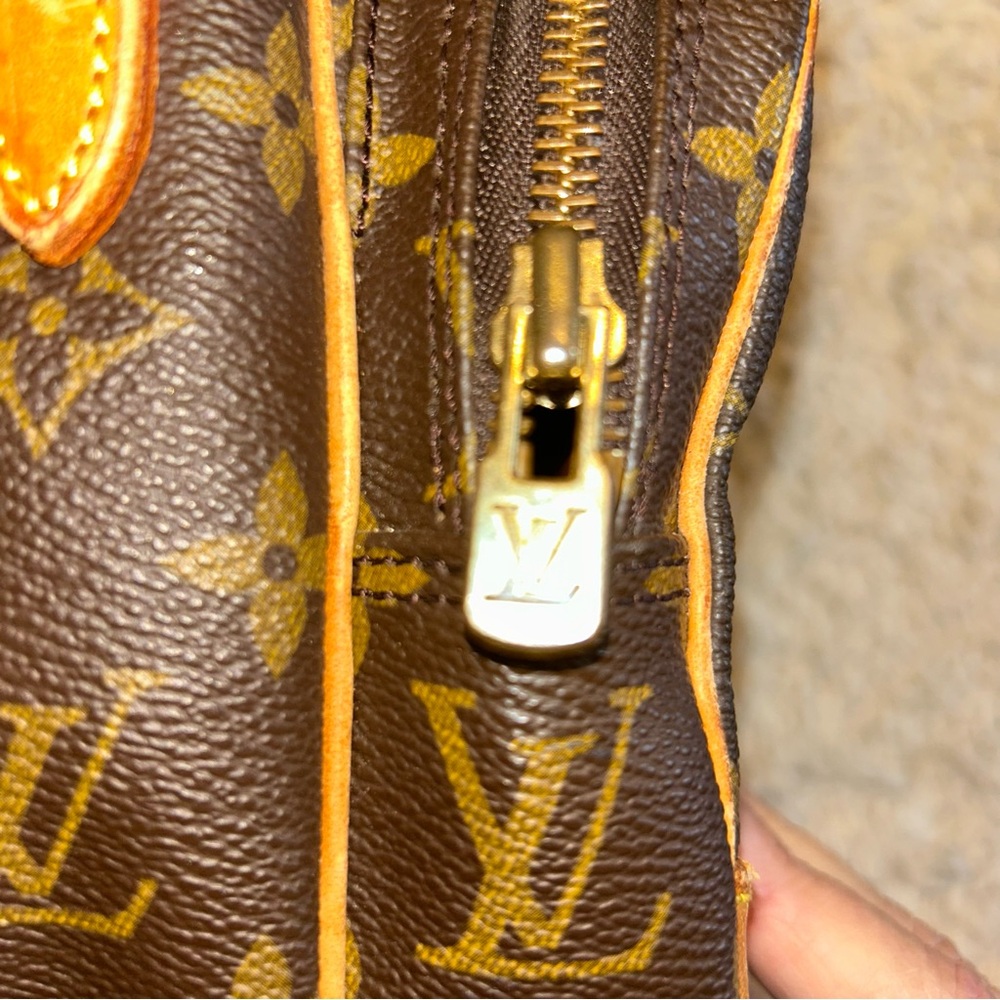 Louis Vuitton Amazone monogram Shoulder Bag / crossbody - Picture 9 of 14